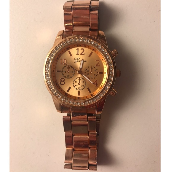 Watch - Picture 1 of 3